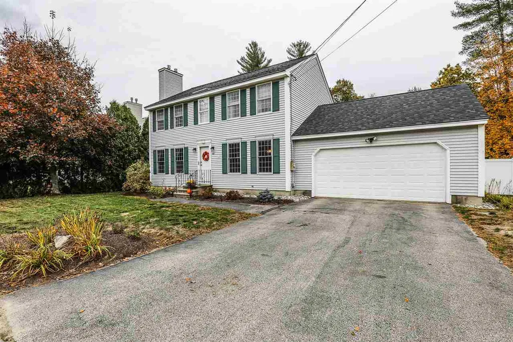 40 Vandora Drive Manchester NH 03103