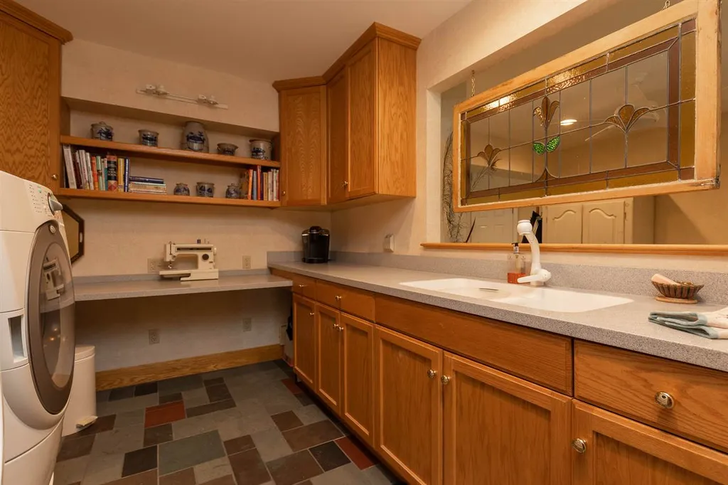 6 Cullen Bay Road Dover NH 03820