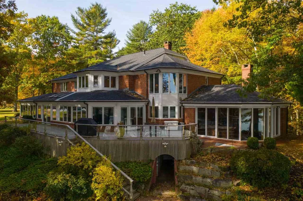 6 Cullen Bay Road Dover NH 03820