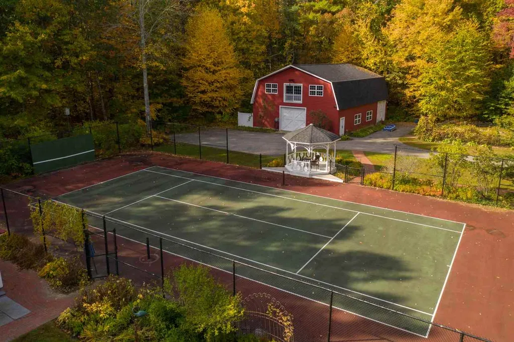 6 Cullen Bay Road Dover NH 03820