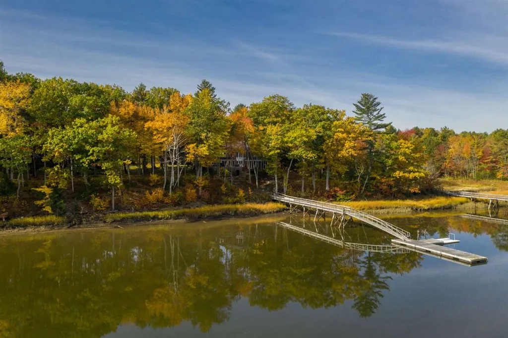 6 Cullen Bay Road Dover NH 03820
