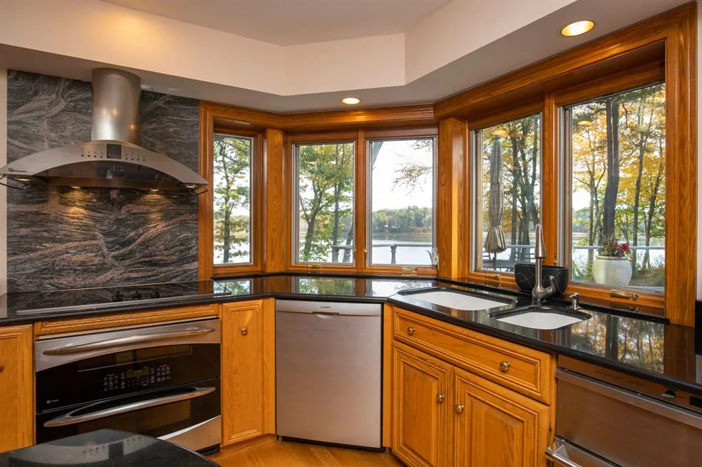 6 Cullen Bay Road Dover NH 03820