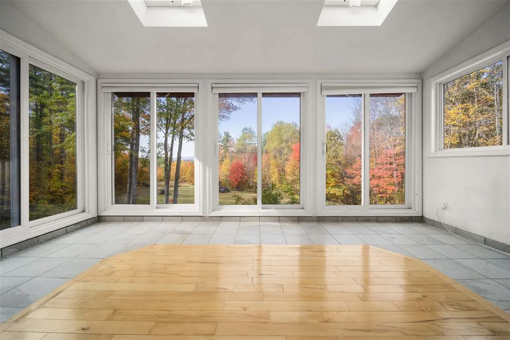 54 Cascade Road Wilmot NH 03287