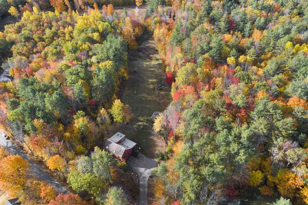 54 Cascade Road Wilmot NH 03287
