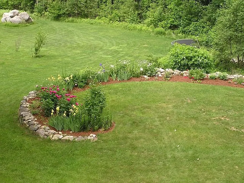 54 Cascade Road Wilmot NH 03287