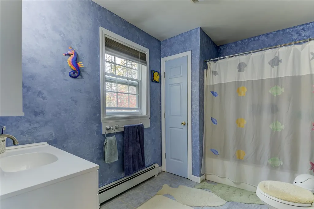 21 Axams Road Conway NH 03818