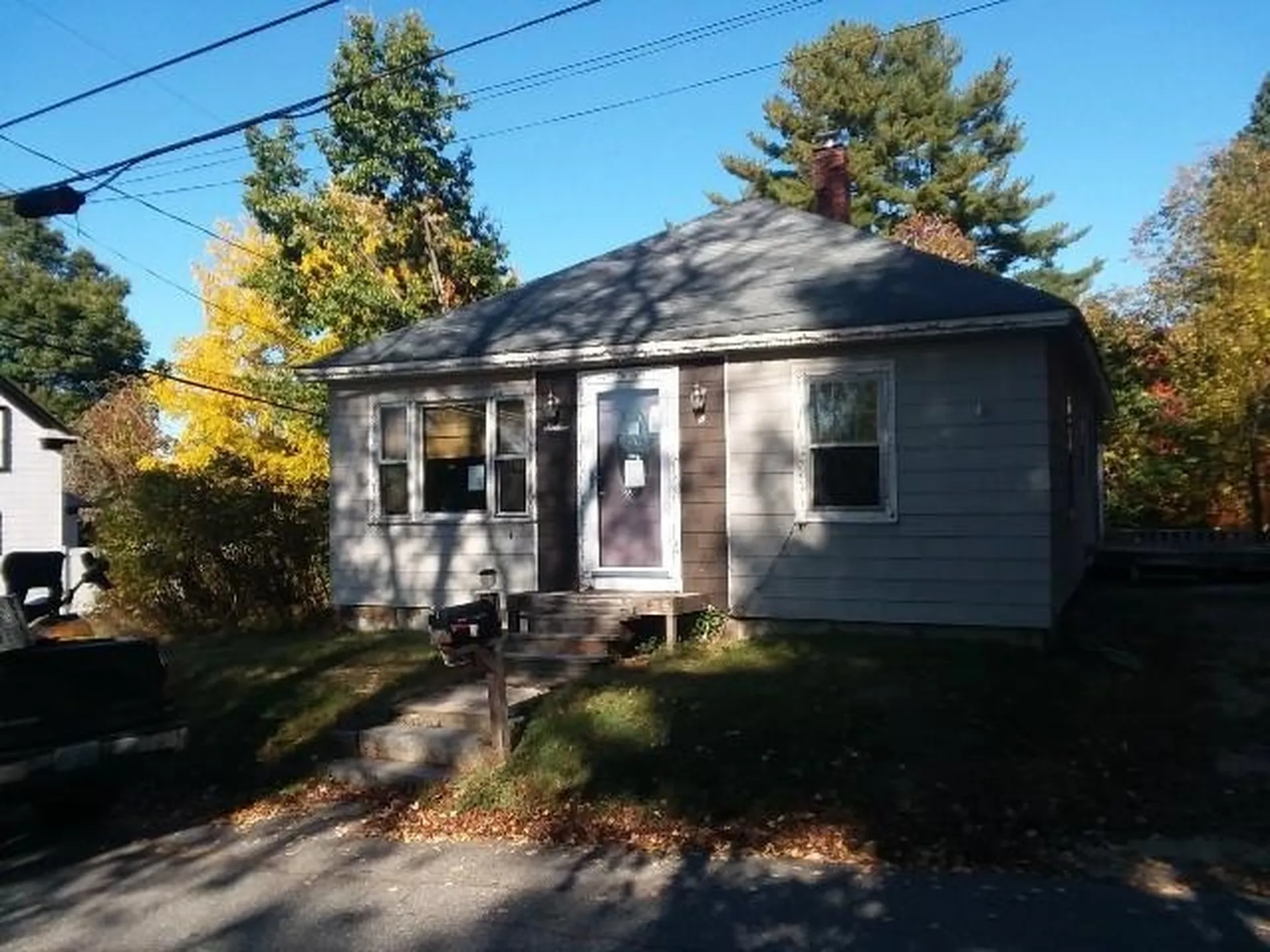 16 B Street Hudson NH 03051