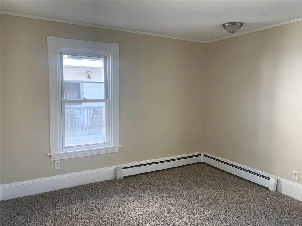 89 Reed Street Manchester NH 03102