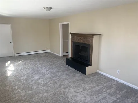89 Reed Street Manchester NH 03102