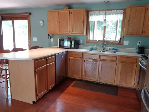 6 Prevere Road Raymond NH 03077