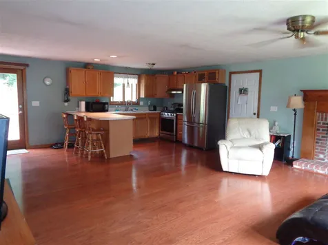 6 Prevere Road Raymond NH 03077