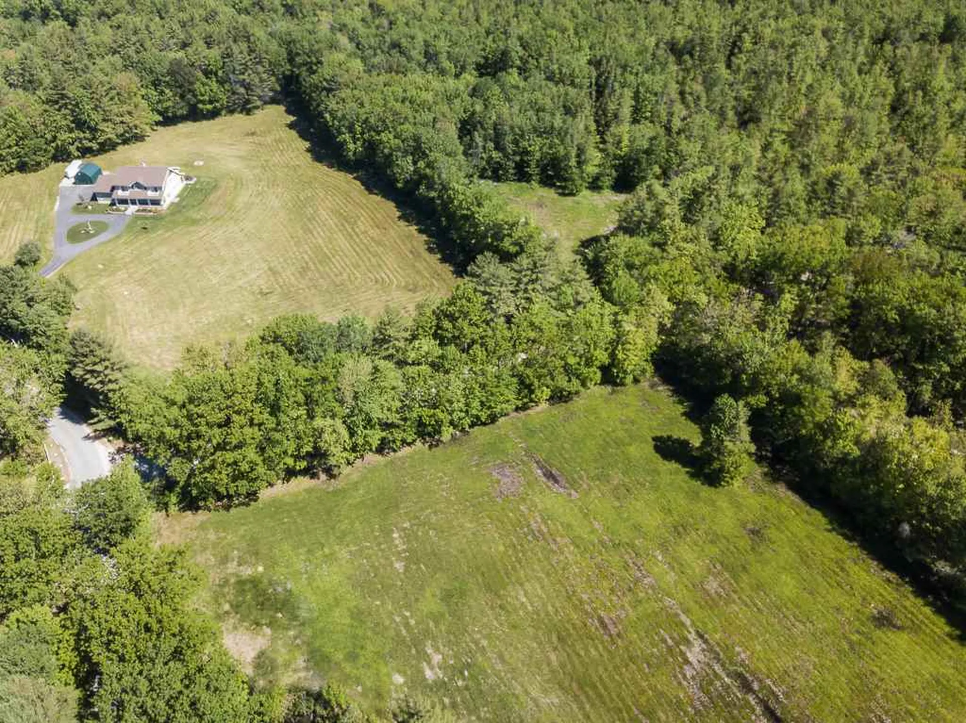 32 Old Bennington Road Greenfield NH 03047