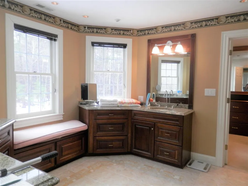 47 Coventry Road Concord NH 03301