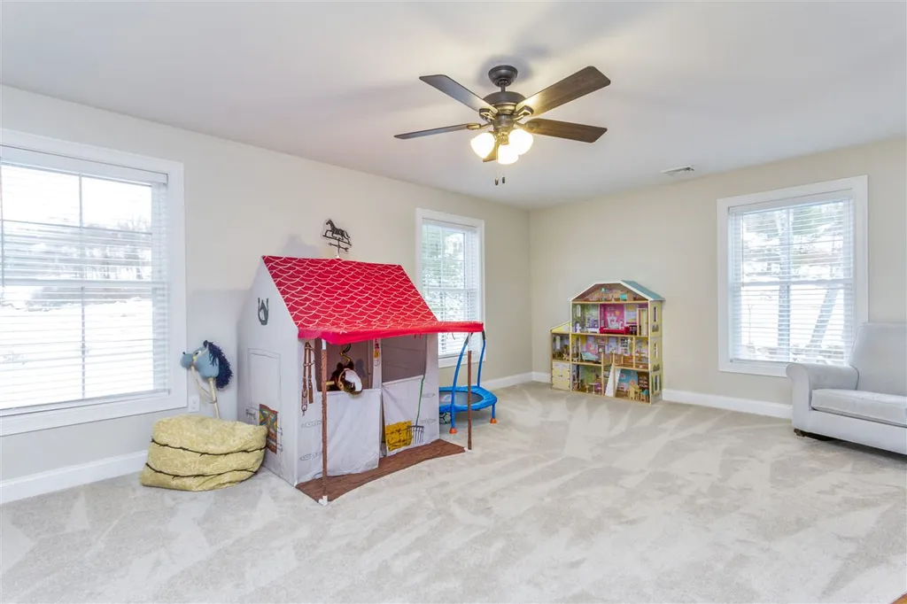 165 Boynton Hill Road Milford NH 03055
