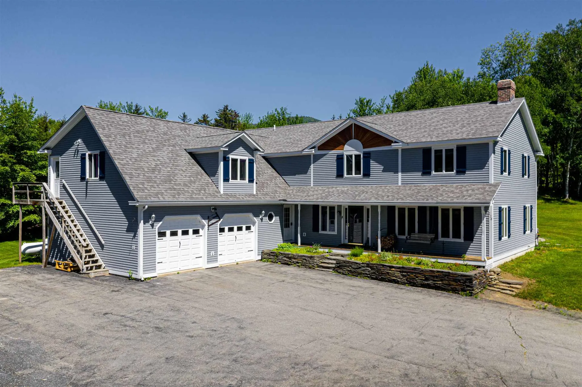 228 White Gates Lane Stowe VT 05672