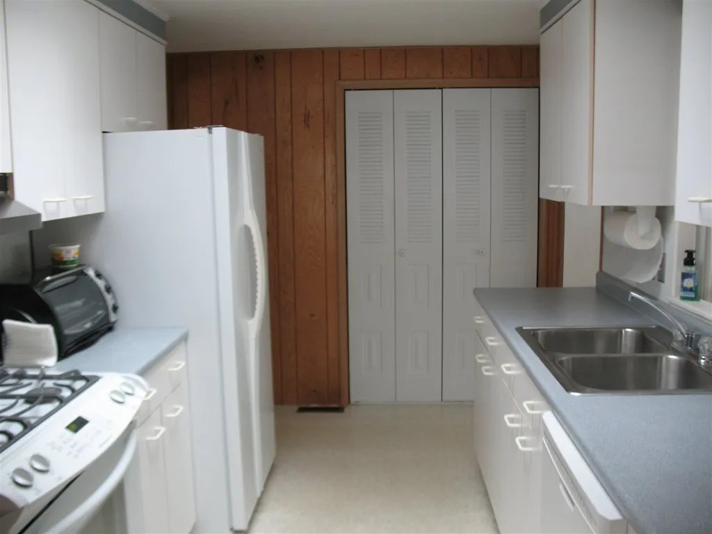 38 Oak Hill Drive Hampstead NH 03841
