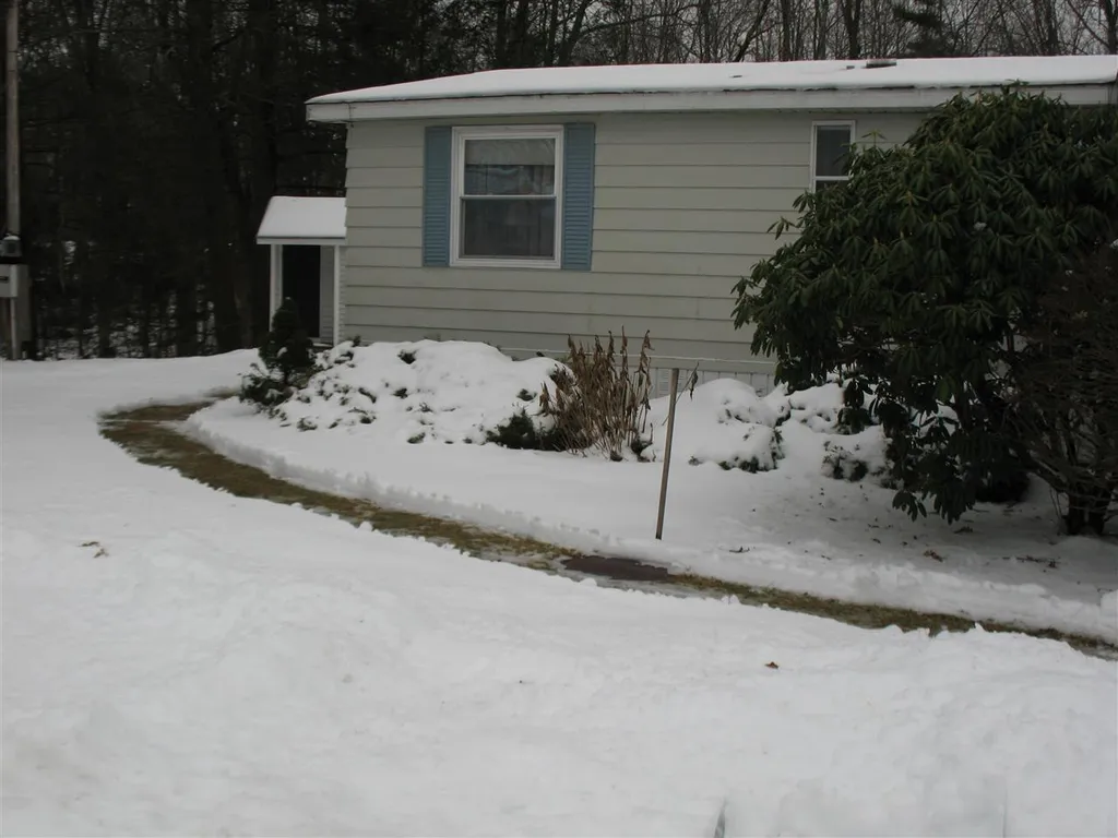 38 Oak Hill Drive Hampstead NH 03841