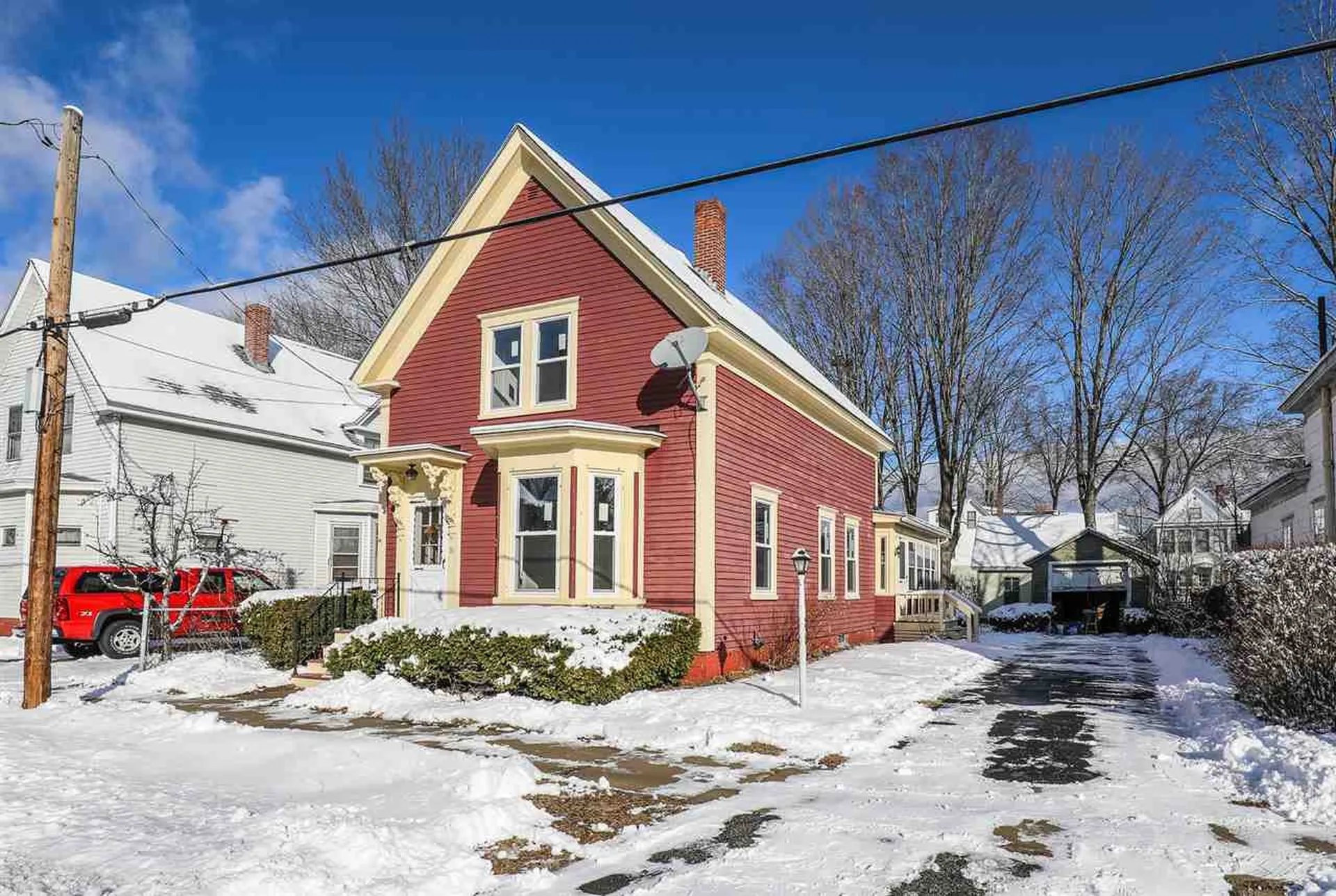 16 Silver Street Rochester NH 03867