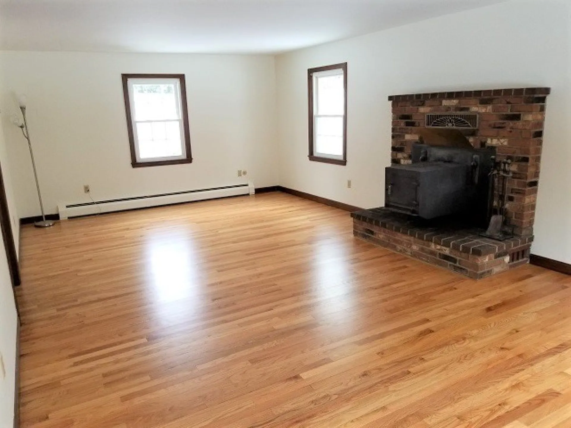11 Whitcomb Road Swanzey NH 03446