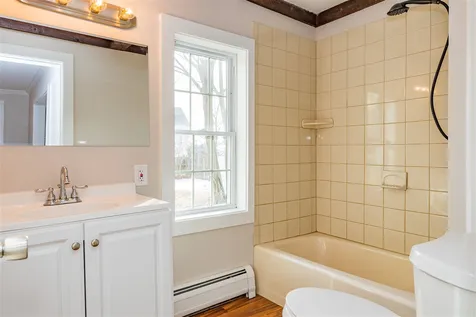 74 Maple Street Rochester NH 03867