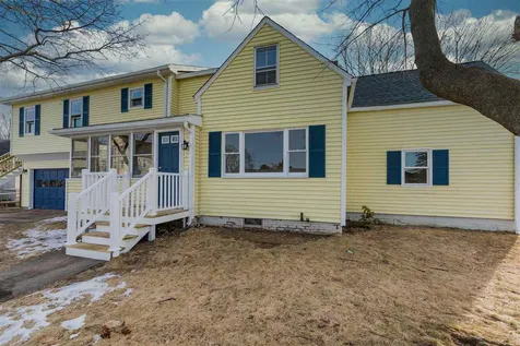 74 Maple Street Rochester NH 03867