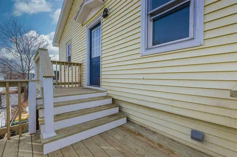 74 Maple Street Rochester NH 03867