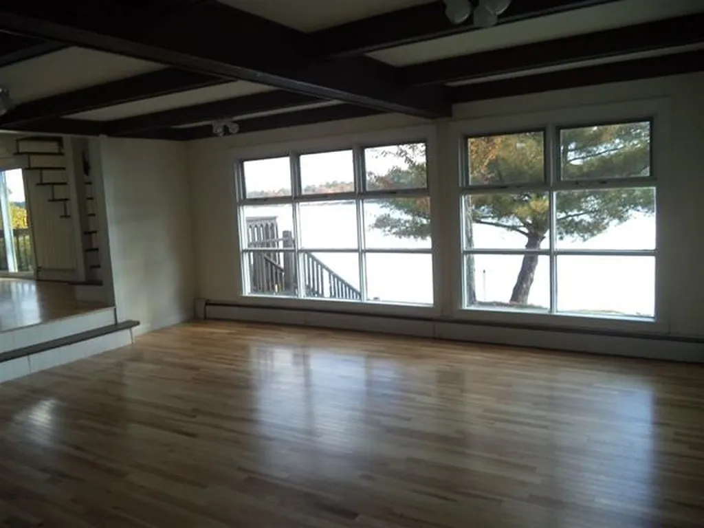 63 W Shore Road Windham NH 03087