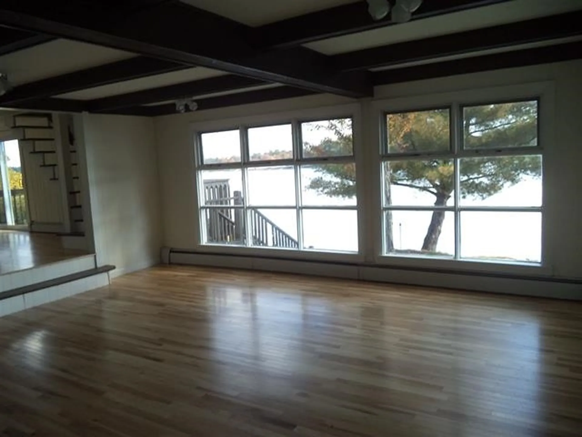 63 W Shore Road Windham NH 03087