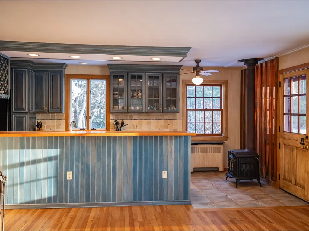719 Converse Bay Road Charlotte VT 05445