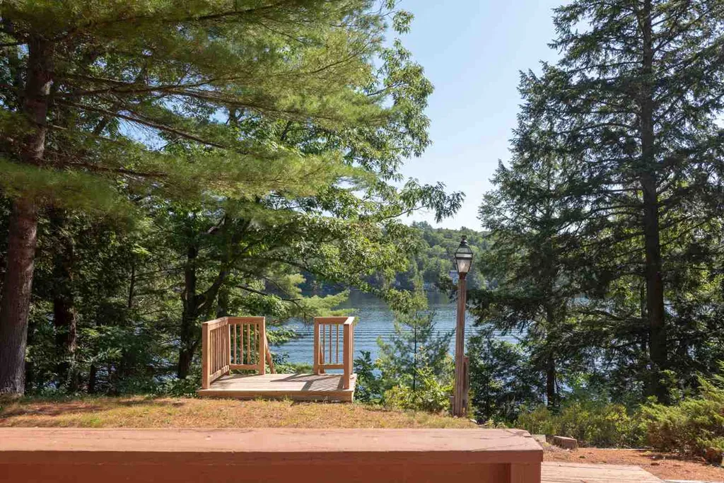 9 Spokies Way Alton NH 03809
