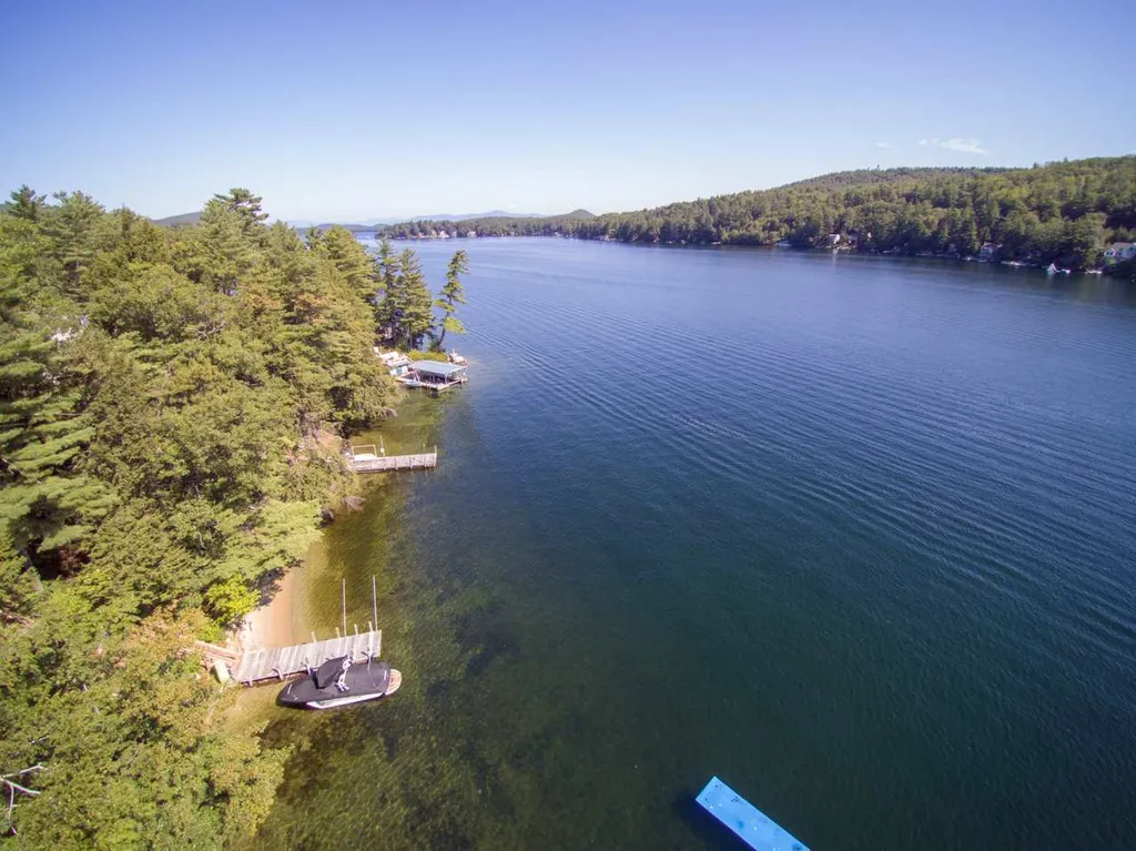 9 Spokies Way Alton NH 03809