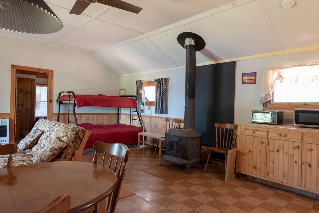 9 Spokies Way Alton NH 03809
