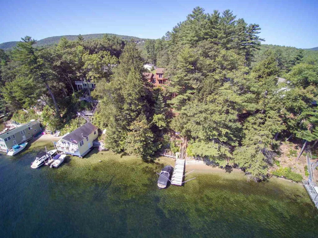 9 Spokies Way Alton NH 03809
