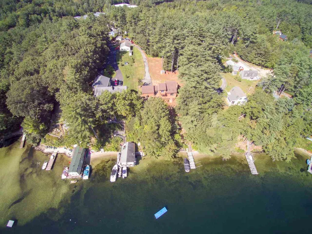 9 Spokies Way Alton NH 03809