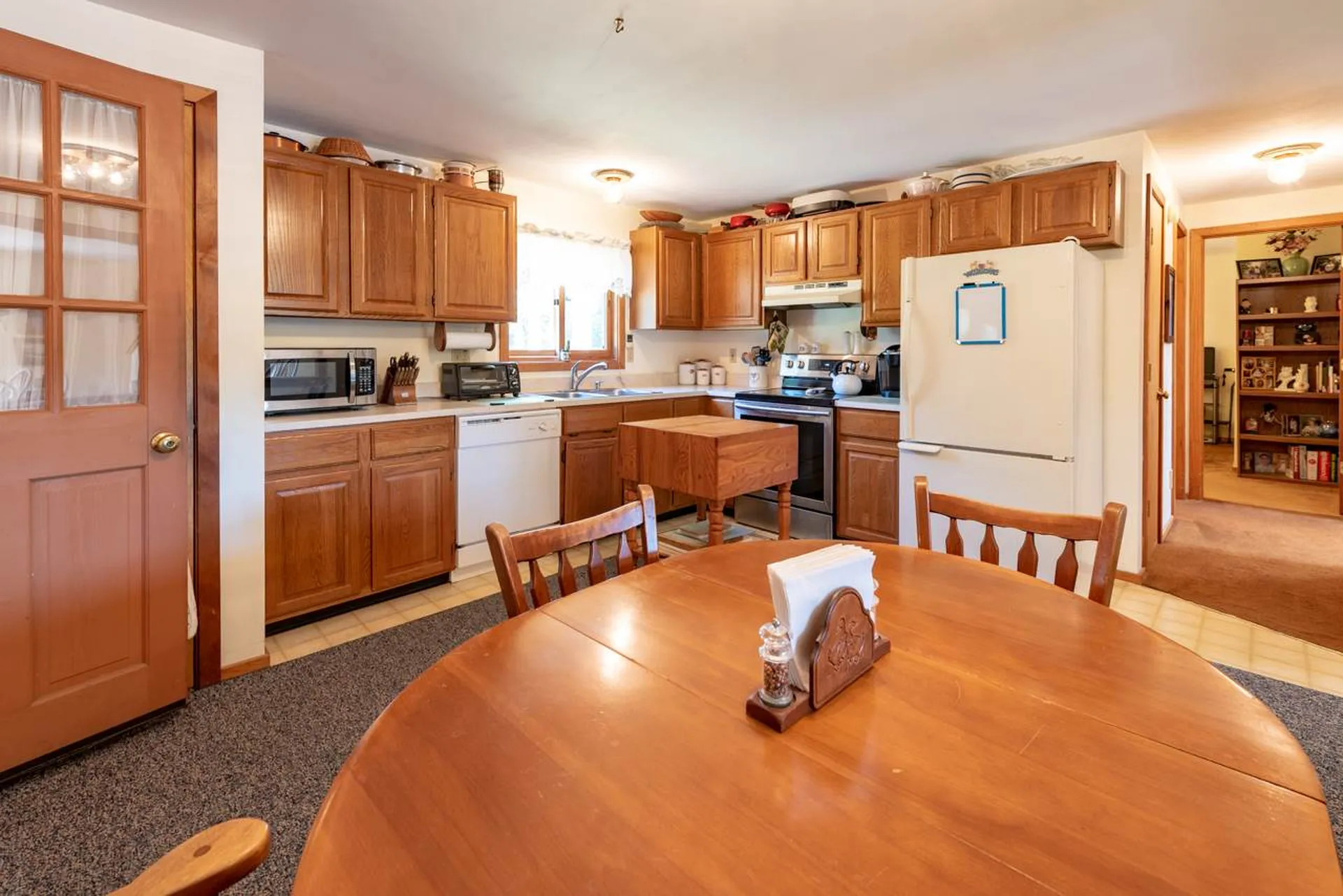 9 Spokies Way Alton NH 03809