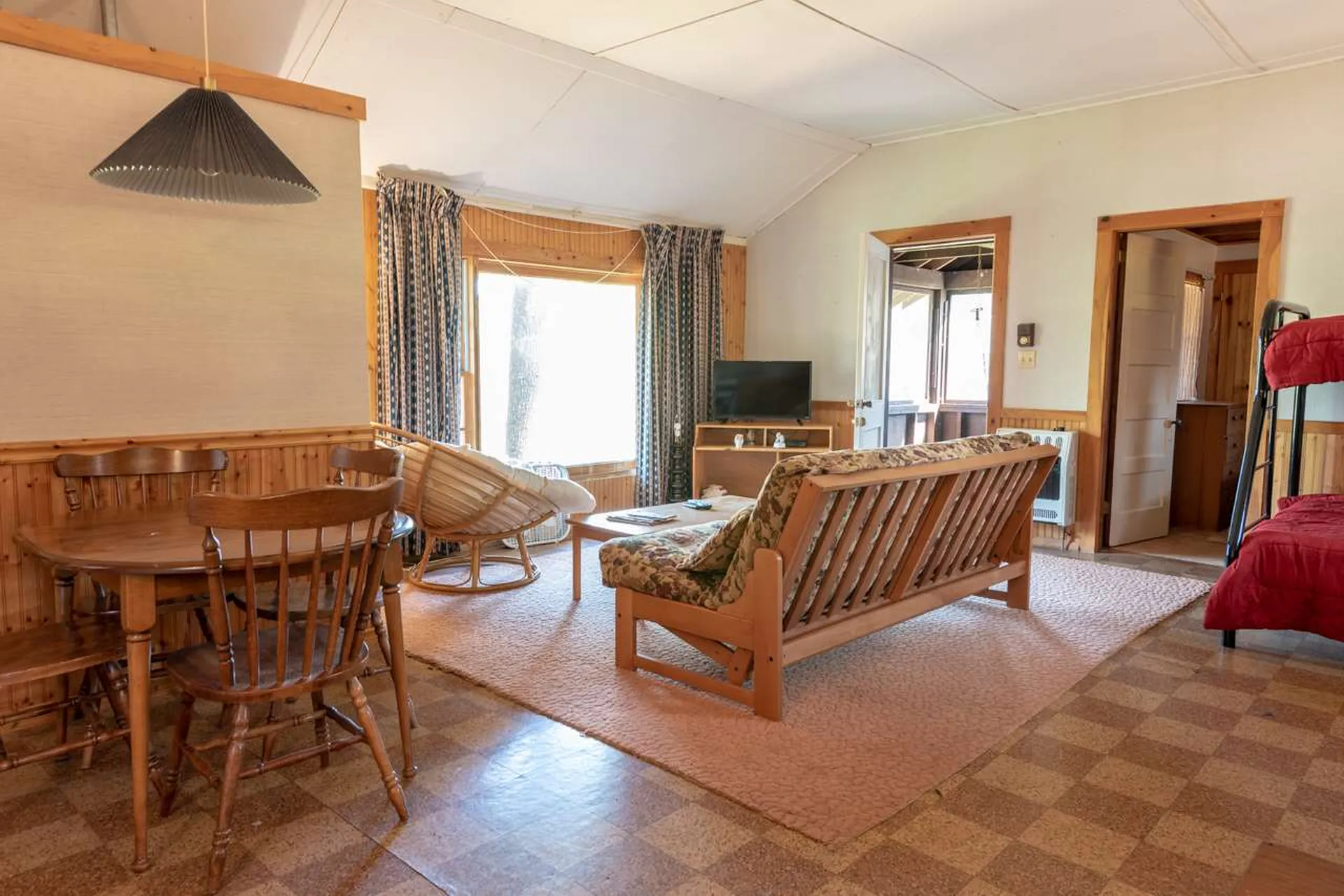 9 Spokies Way Alton NH 03809