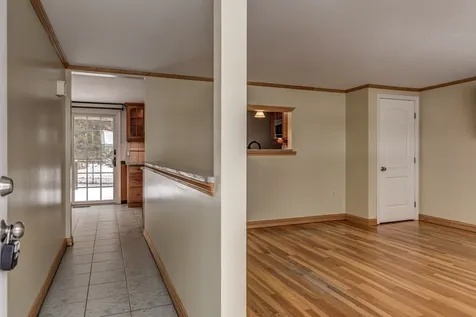 10 Travers Street Hudson NH 03051