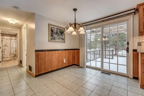 10 Travers Street Hudson NH 03051