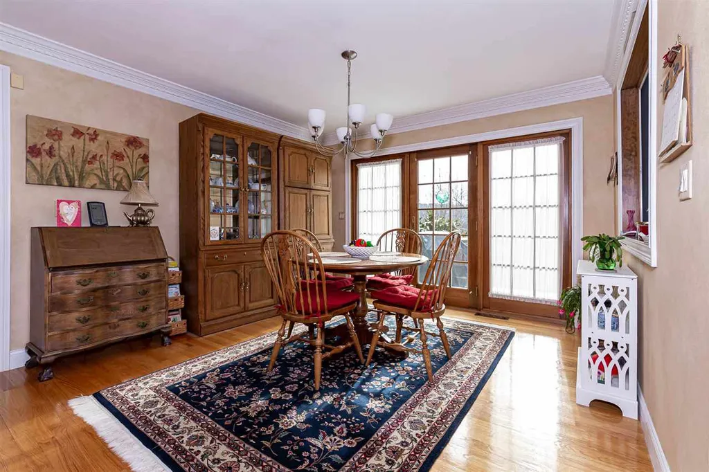41 Mclane Lane Manchester NH 03104