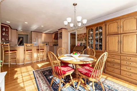 41 Mclane Lane Manchester NH 03104