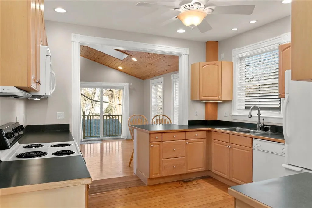 117 Middle Road Portsmouth NH 03801