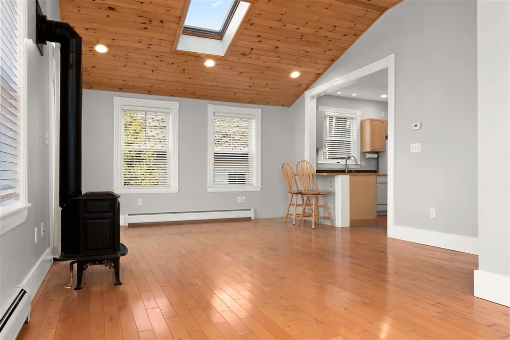 117 Middle Road Portsmouth NH 03801