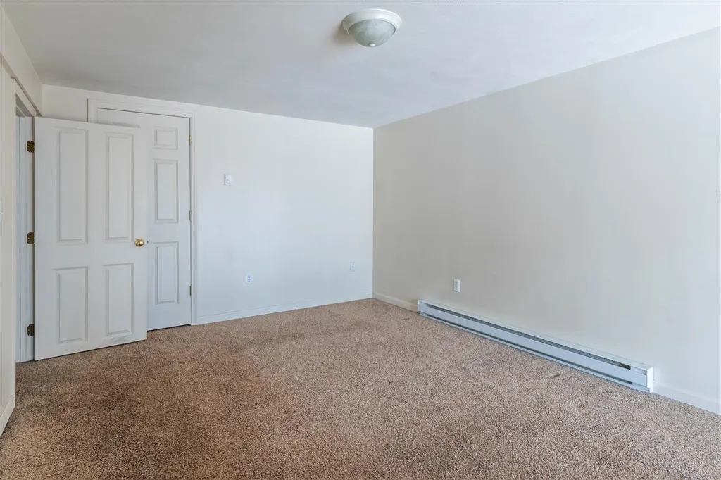 15 Pondview Drive Merrimack NH 03054