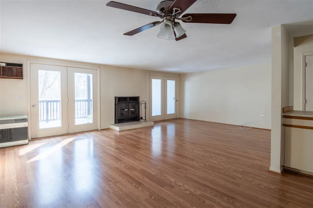 15 Pondview Drive Merrimack NH 03054