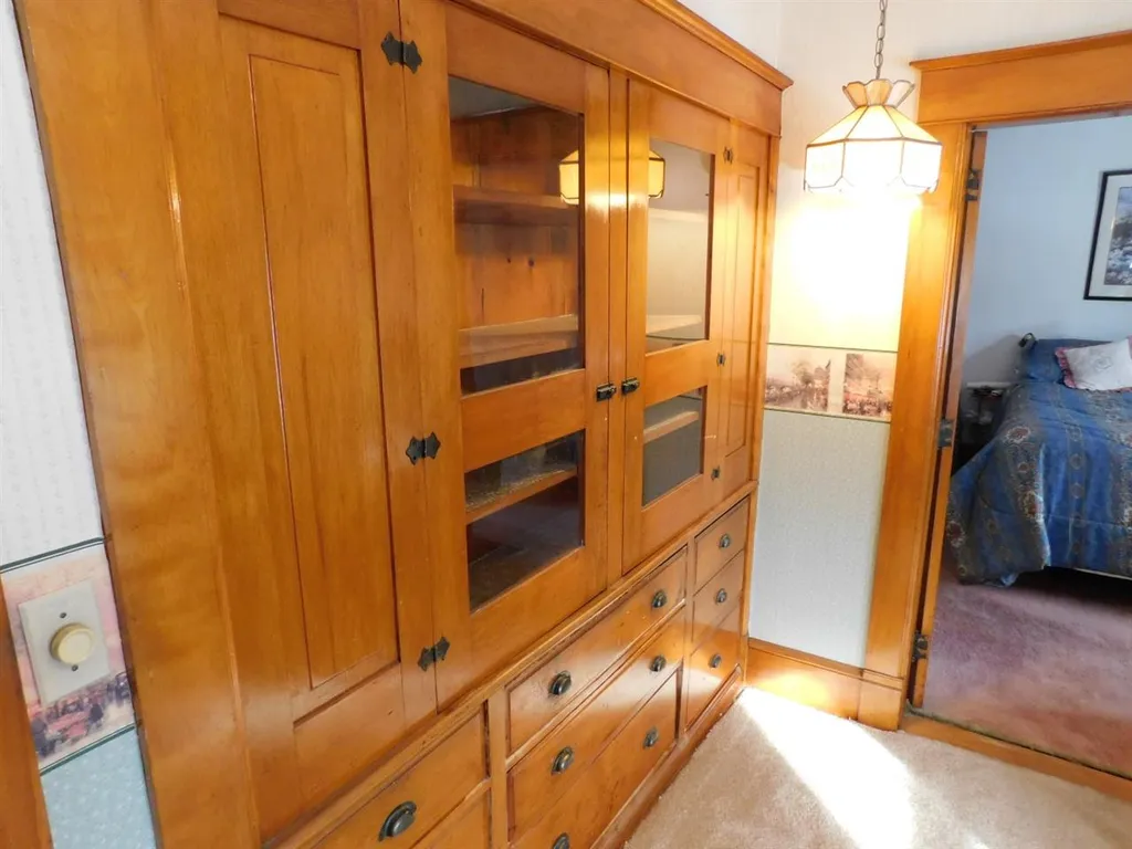 158 Mount Pleasant Street St. Johnsbury VT 05819-8