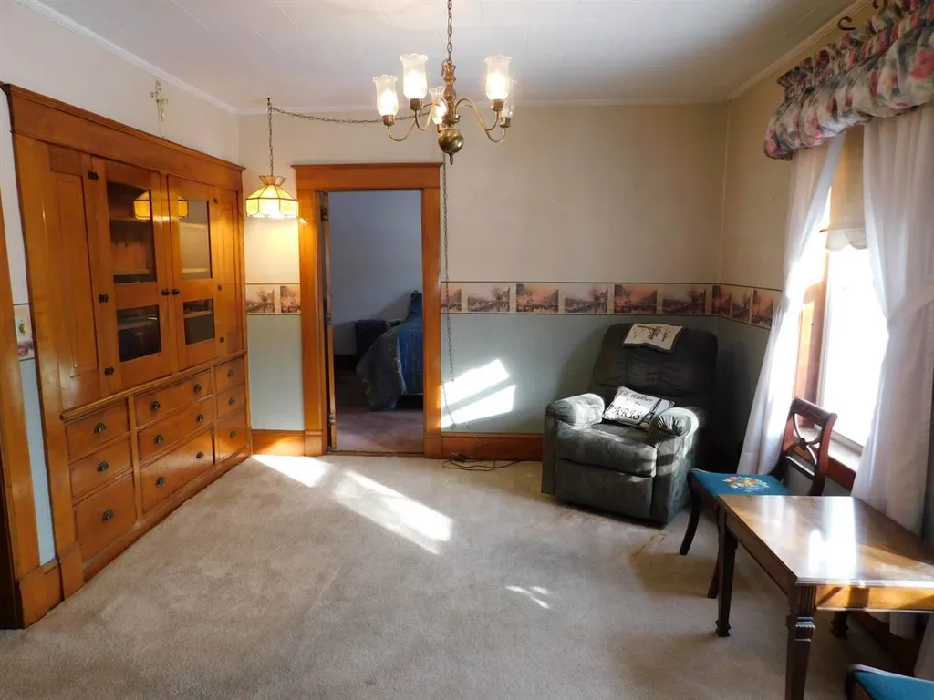 158 Mount Pleasant Street St. Johnsbury VT 05819-8