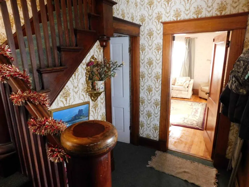 158 Mount Pleasant Street St. Johnsbury VT 05819-8