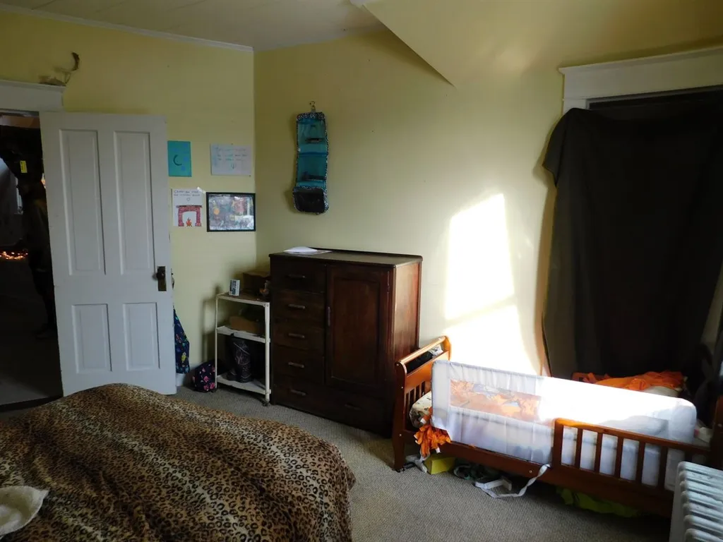 158 Mount Pleasant Street St. Johnsbury VT 05819-8
