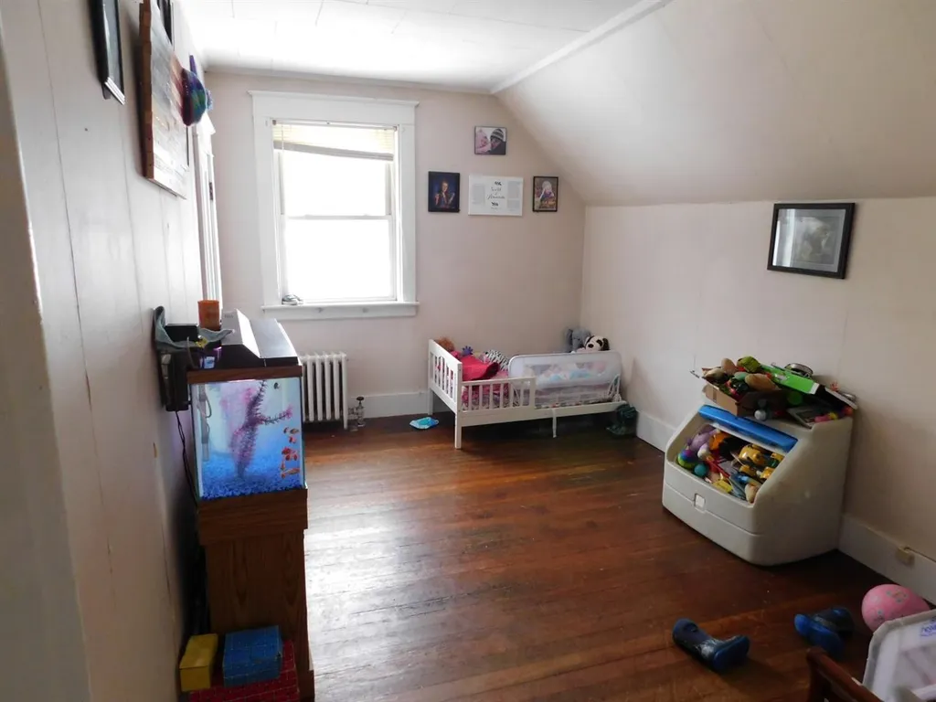 158 Mount Pleasant Street St. Johnsbury VT 05819-8