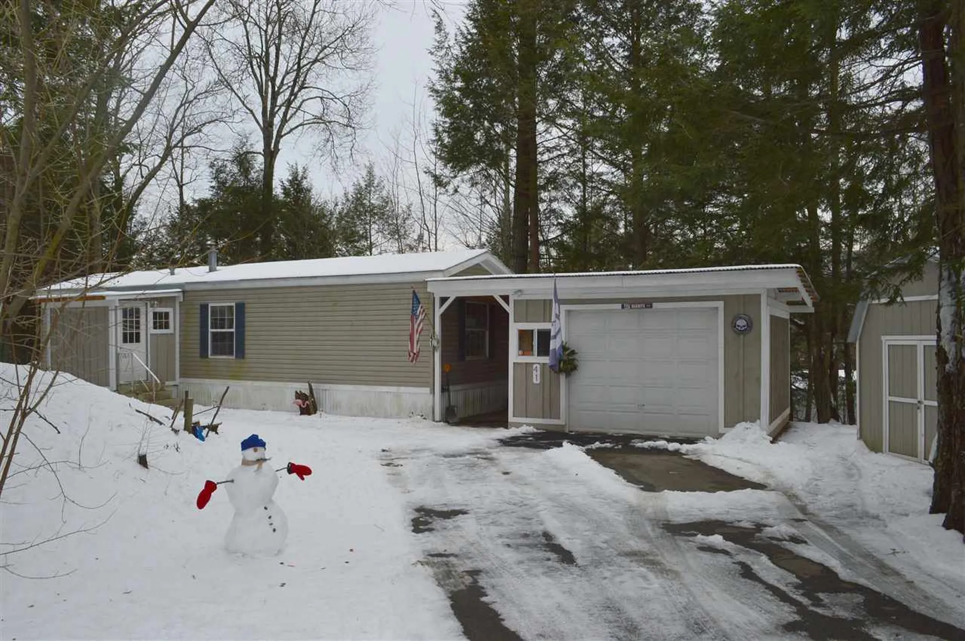 41 Deepwood Park Brattleboro VT 05301